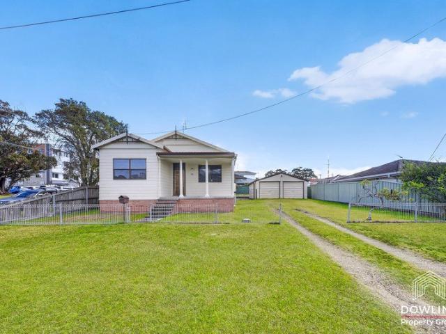 TWO LOTS, ONE TITLE RENOVATE, DEVELOP OR DETONATE!