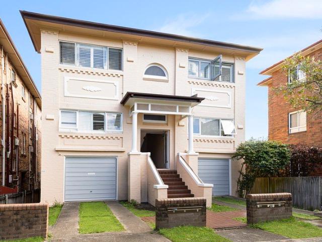 Two level semi style living, footsteps from Bondi Beach