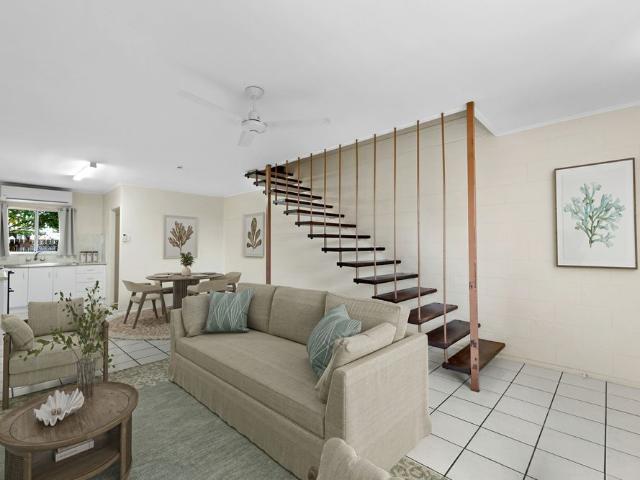 Two Level, Two Bedroom Unit Close to CBD
