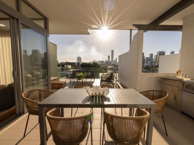 Two Levels, One Skyline, A Penthouse Built to Impress!