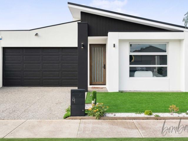 Two Master Suites | 3 Bathrooms | Refrigerated Cooling | High End Finishes Throughout