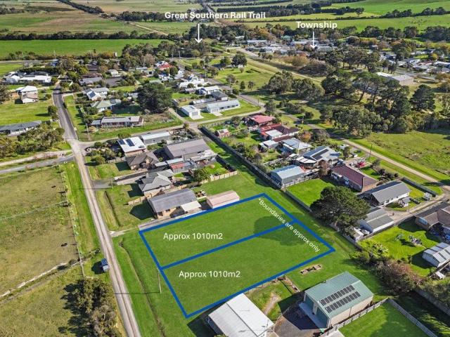 Two Spacious 1,010 m² Blocks Walk to Town, Rail Trail & Golf Course