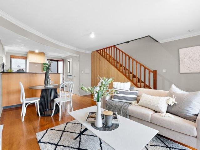 Two Storey Apartment with Dual Ensuites & Private Courtyard in Prime West Perth Location