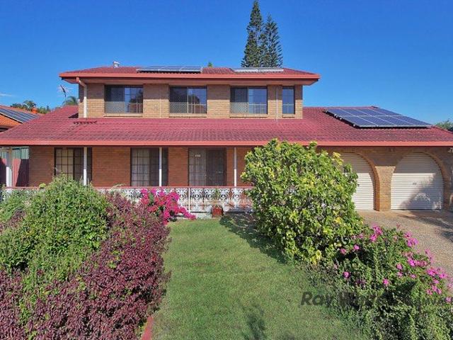 Two Storey Family Home with Room to Spread Out in Sunnybank Hills