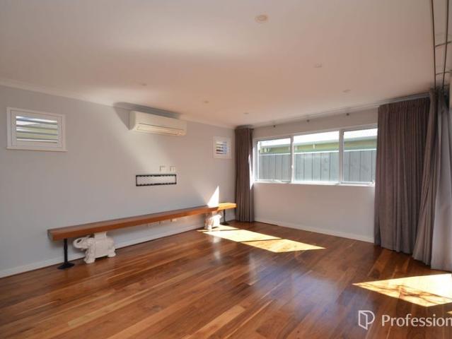 Two Storey Home 6 Month lease only