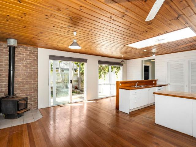 TWO STOREY STUNNER IN FRANKSTON