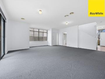 Gungahlin, Yass Valley, Victoria - Equipped kitchen