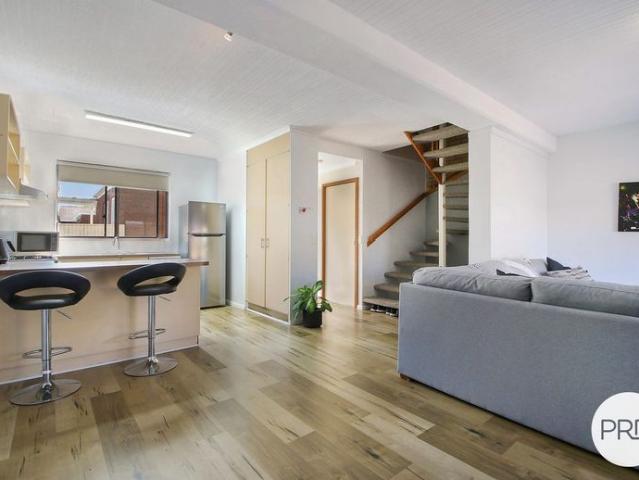 TWO STOREY TOWNHOUSE!