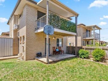 Two Storey Unit in Great Location