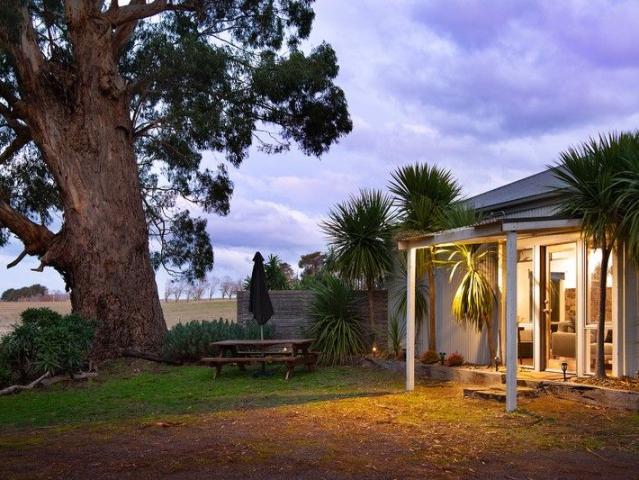 Two Peaceful Retreats in an Idyllic Rural Setting