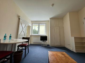 Two room apartment in top location, Westend south near the old opera house, Frankfurt Amsterdam Apartments for Rent