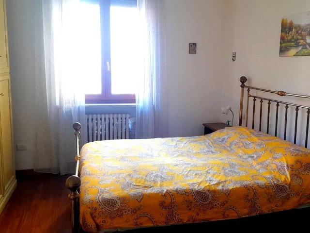 Two rooms Apartment FURNISHED for rent in front of CASTELVECCHIO AND ARCO DEI GAVI Verona Centro Storico