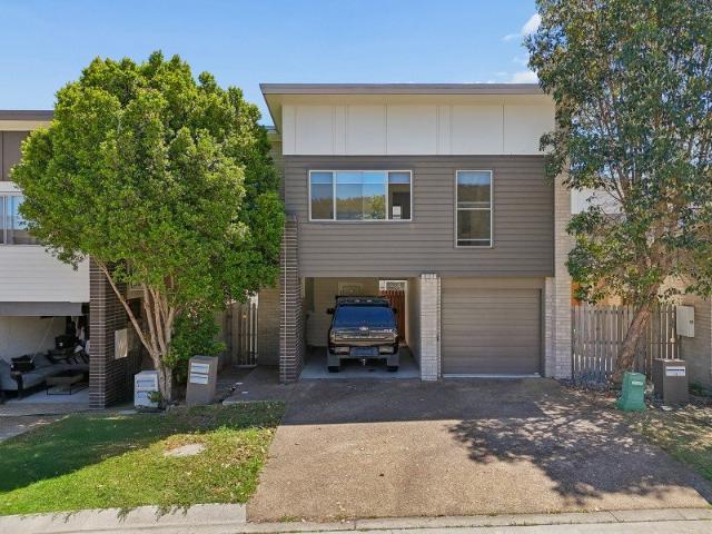 Two Residences, One Title Returning $900 Per Week