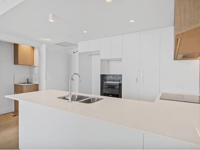 TWO WEEKS FREE RENT Brand New 2 Bed, 2 Bath, 2 Car at BASK Bokarina