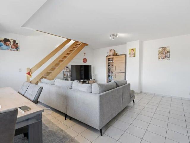 Twee slaapkamer duplexappartement te huur in centrum Oudenburg