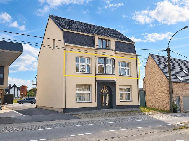 Twee slaapkamerappartement met garage in Erpe mere