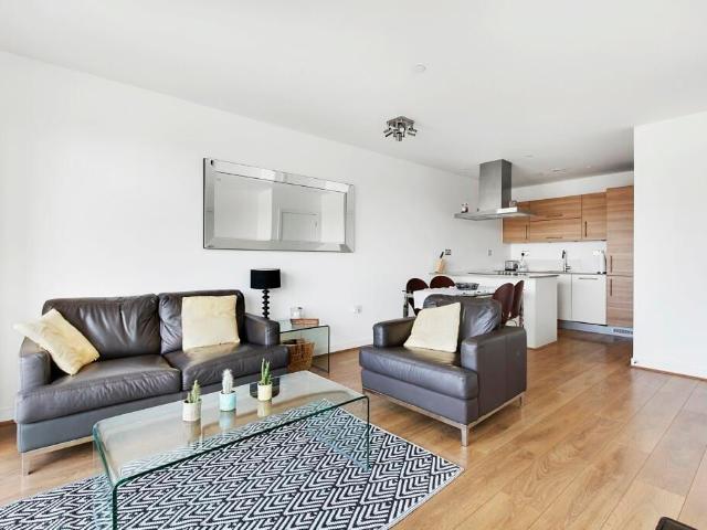 Tweed Walk, London E14, 1 bed flat to rent, £1,900 pcm | PrimeLocation