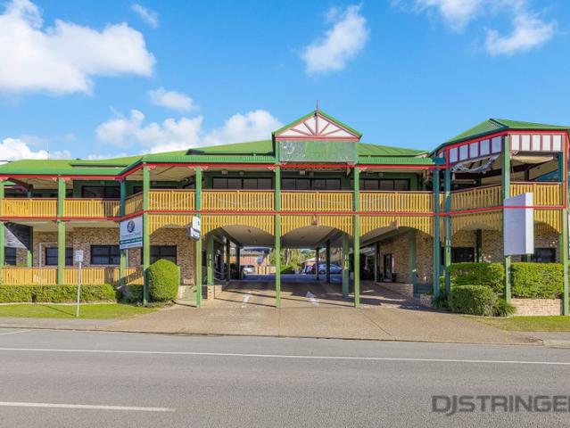 TWEED MARINA VIEWS Turnkey Hospitality Venue 674m2