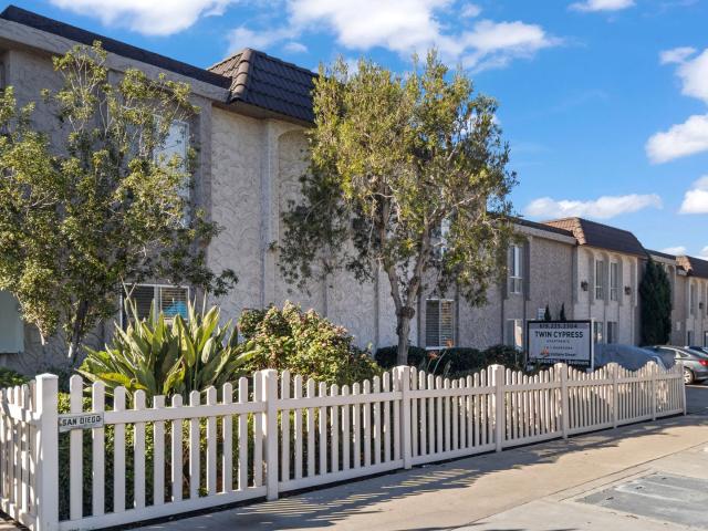 Twin Cypress Apartments