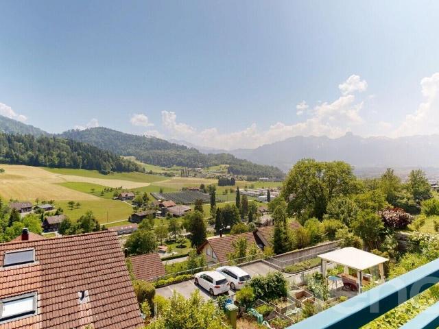 Twin house with 6.5 rooms on sale in Steffisburg 159 m² | dreamo. Ch