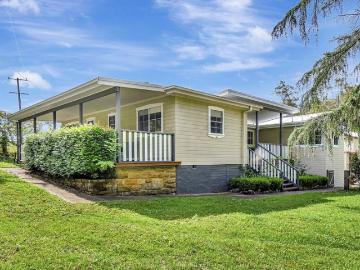 'Twin Pines' 112 Acres with Two Homes & Tar Sealed Access