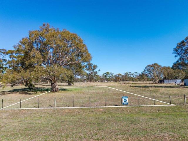Twin Titles with Iconic Grampians Outlooks