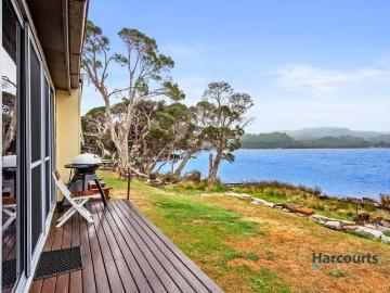 Studio for sale in West Strahan - Equipped kitchen