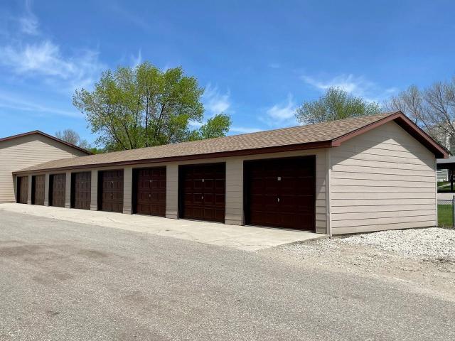 Twin Villas 2 Bedroom Apartment for Rent at 1821 1821 1835 2nd Street SE, Minot, ND 58701