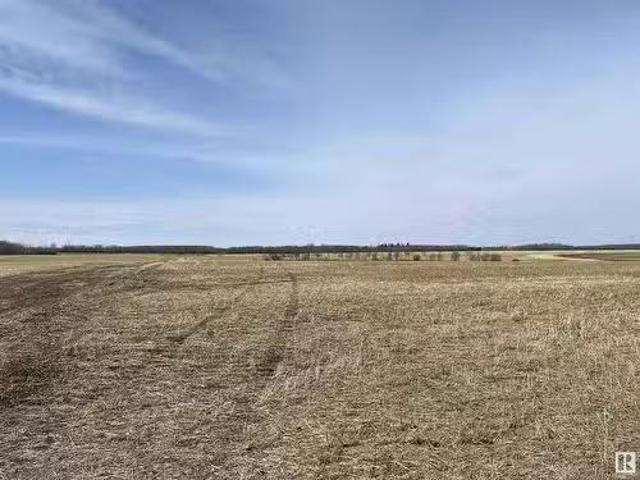 Twp Rd 610 Rr 462, Rural Bonnyville M. D. AB, T9N 2H3 vacant.