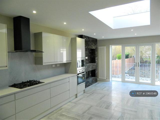 Twyford Road, Harrow, HA2 5 bed semi detached house to rent £3,200 pcm £738 pw