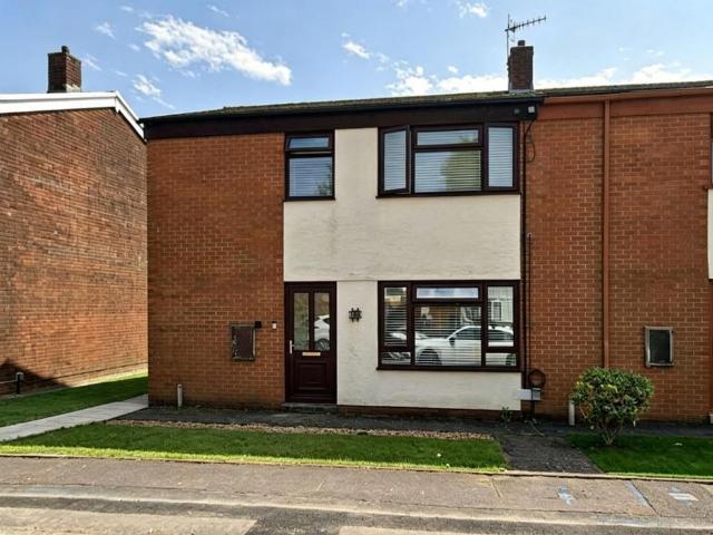 Twyn Teg, Neath, SA10 2 bed semi detached house to rent £825 pcm £190 pw