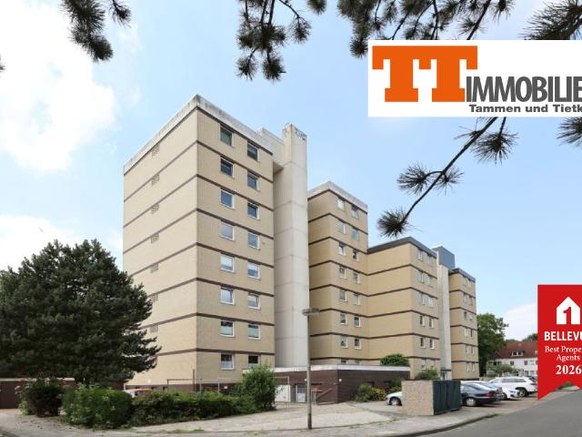 TT: 4,5 Zimmer Wohnung mit Westbalkon direkt am Adalbertplatz!
