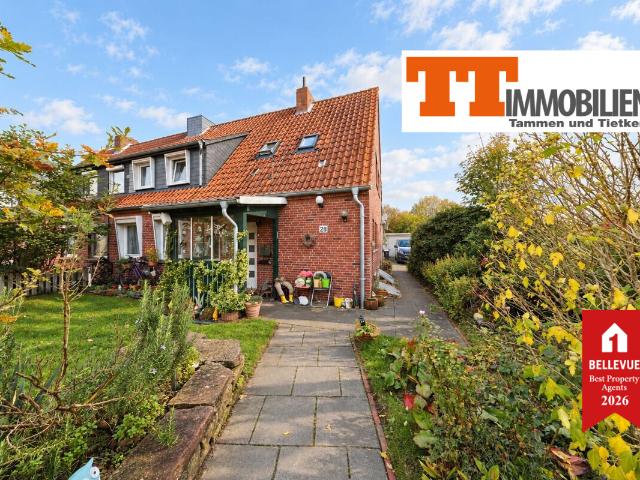 TT: Viel Platz zum Leben und Träumen! Gepflegte Doppelhaushälfte auf 1.530 m² in Accum!