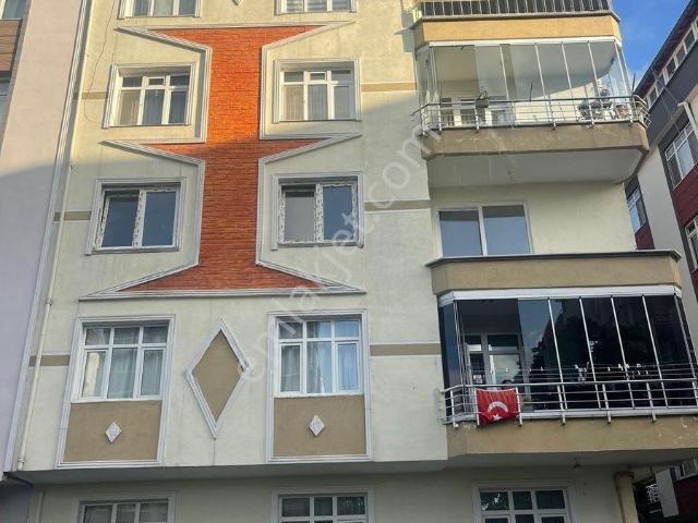 Tuğba Emlaktan Atatürk Mahallesinde Doğalgazlı Deniz Manzaralı Satılık Daire…