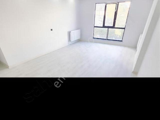 Tuşba Emlaktan Satılık İskanlı Ara Kat Sıfır 3+1 Daire