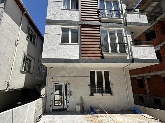 TUĞ GAYRİMENKULDEN SANCAKTEPEDE SIFIR 2+1 SATILIK DAİRE