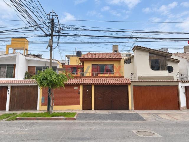 ¡Tu Hogar Ideal En Higuereta! Amplia Casa De 200 Metros