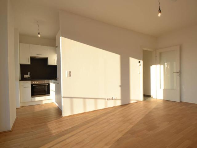 TU Nähe 2 Zimmer inkl Carport ab sofort