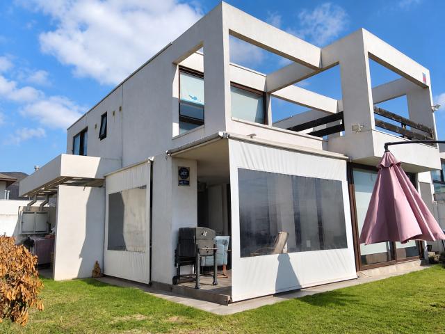 TÚ NUEVO HOGAR TE ESPERA, CASA EN CERRO GRANDE, 4 DORMITORIOS Y 5 BAÑOS