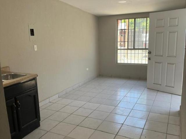 ¡Tu nuevo hogar a unos pasos del parque te está esperando en Villa Florida! 🏡 ✨