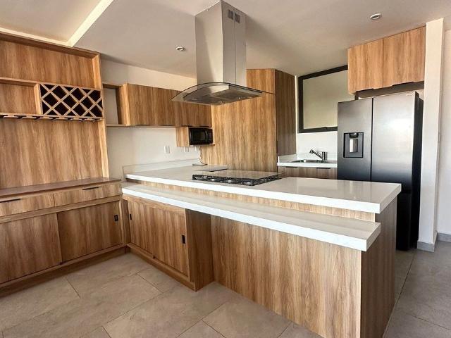 ¡TU NUEVO HOGAR EN TORRE PALMAS TE ESPERA!