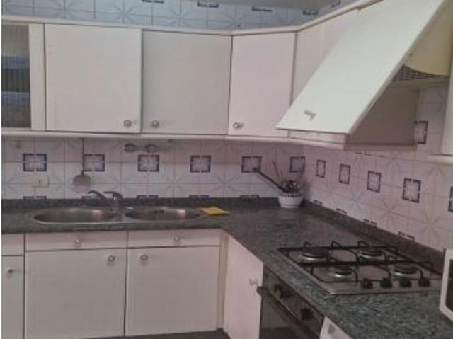 Tu nuevo hogar en Avenida Castilla: amplitud y calidad de vida