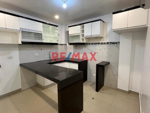 ¡Tu Nuevo Hogar En Surco Te Espera!Ubicado En Una Zona Estratégica De Surco Límite Con Chorrillos, A Unos Minutos De La Universidad Autónoma Y Mall Del Sur
