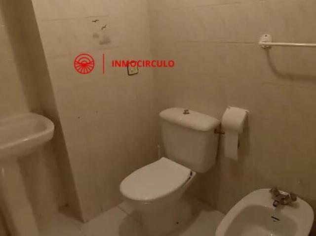 ¡Tu Nuevo Hogar Espera! Acogedor Piso de Dos Dormitorios