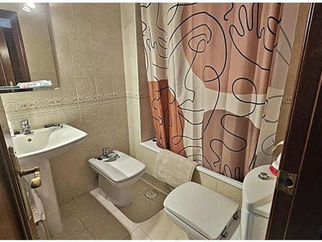 ¡Tu Nuevo Hogar Espera por Ti! Amplia Vivienda en Alquiler con Todas las Comodidades