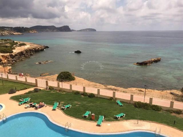 ¡Tu nuevo hogar frente al mar te espera!