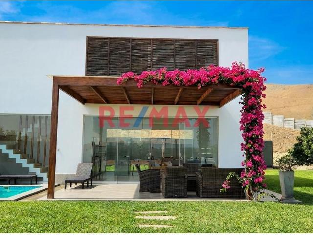 ¡Tu Paráiso Privado En Condominio Playa Azul! ️✨