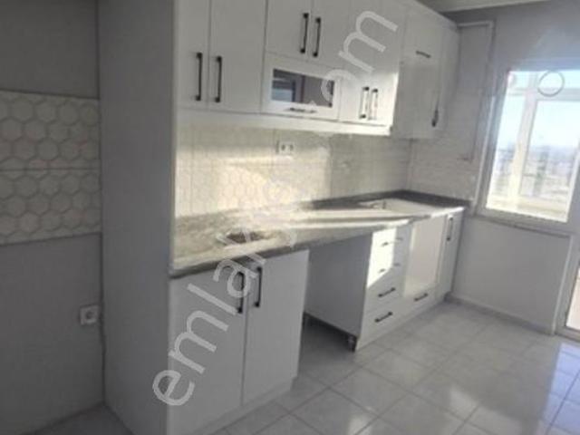 Tuğra'dan Zafer Mah. Belediye Konutlarında 3+1 Kiralık Daire