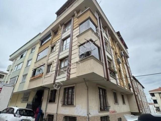 Tuğra'dan Bağlarbaşı Mahallesinde Satılık İskanlı Dublex Daire