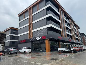 Tuğra'dan Bulvar Cepheli Lüks Residence Binasında 1+1 Daire